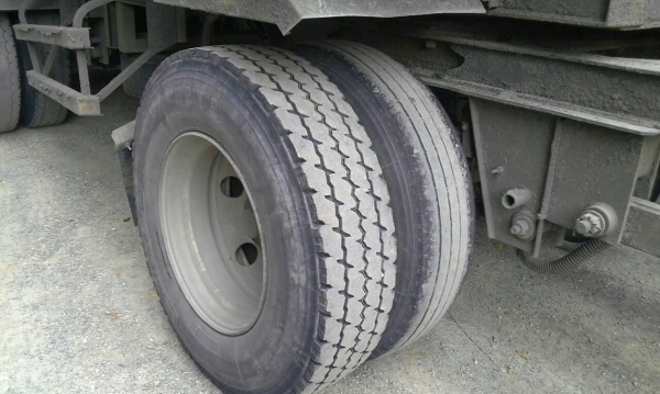 สิบล้อ ฮีโน่ 320ปี52 แม่ลูก3คาน ดั้มสามมิตร สภาพดีสวยบางเดิมทั้งคัน ทะเบึยนพร้อมโอน ราคา 2,550,000บ ครับท่าน