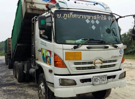 สิบล้อ ฮีโน่ 320ปี52 แม่ลูก3คาน ดั้มสามมิตร สภาพดีสวยบางเดิมทั้งคัน ทะเบึยนพร้อมโอน ราคา 2,550,000บ ครับท่าน