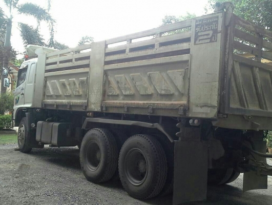 สิบล้อ ฮีโน่ 320ปี52 แม่ลูก3คาน ดั้มสามมิตร สภาพดีสวยบางเดิมทั้งคัน ทะเบึยนพร้อมโอน ราคา 2,550,000บ ครับท่าน