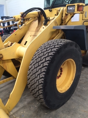 รถตัก KOMATSU WA100-3 เก่าญี่ปุ่น ยังไม่เคยใช้งานในไทยครับ