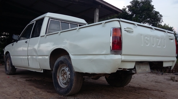 ขายรถอีสุสุ kBแค็ปเครื่องฝาทอง  ทะเบียนพร้อมโอน