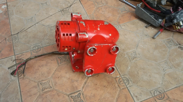 หวอ รถดับเพลิง 24V. 5500RPM.