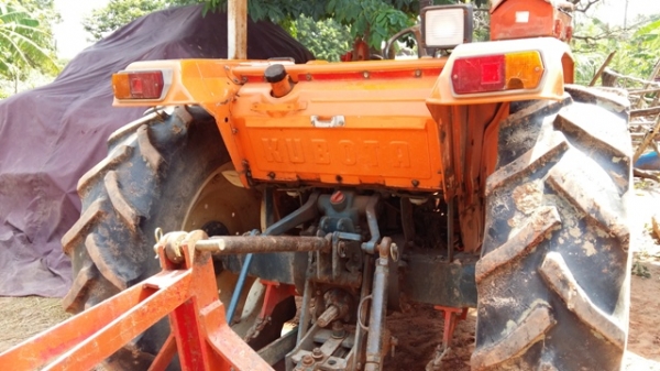 ขาย  L1-38 4WD