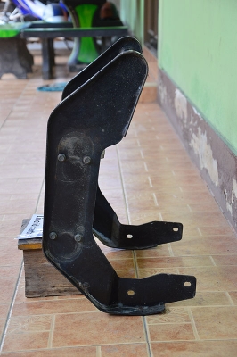 กันชนเหล็ก