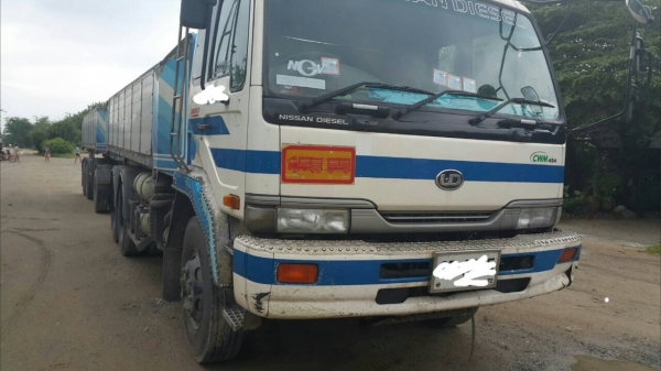 ขาย10ดั้มนิสสันUD320แรงCWM454ห้างแท้ติดก๊าชร่วมดีเซลป49