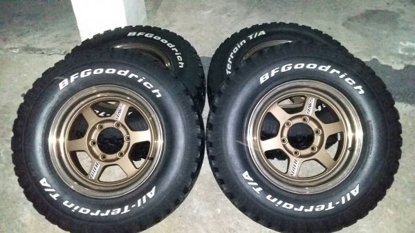 แม็กใหม่TE37et30+ยางBFGoodrich 265/70/16(ปี20/11)