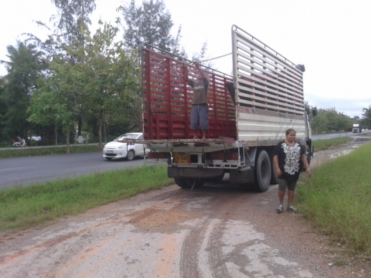 (จบการขายแล้วค่ะคุณสนั่น อ สังขะ จ สุริน จัดส่งเรียบร้อย)รถไถคูโบต้า  M 5000  พร้อมใช้งาน  เล่มติดมือ