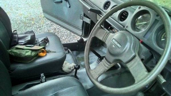 ขายซูซูกิ จิมนี่ เครื่อง 1300 ตัวแท้ ทะเบียนแท้ไม่ใช่รถจด ขายซูซูกิ จิมนี่ เครื่อง 1300 ตัวแท้ ทะเบียนแท้ไม่ใช่รถจด