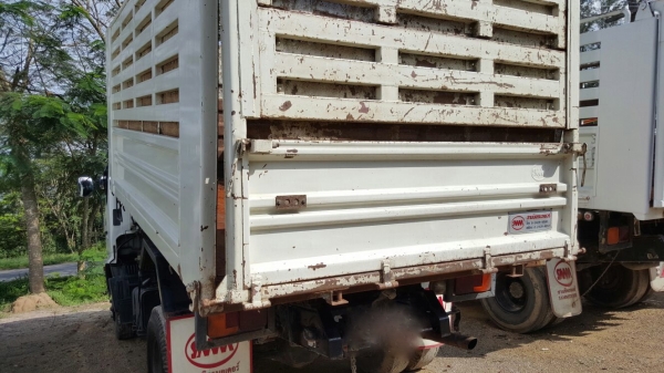 รถฮีโน่ 6 ล้อดั้ม FC9J 150 แรงม้า. ปี 53 ( * รถวิ่ง 9x,xxx กม. ) สนใจติดต่อ 081 - 6079515 รถฮีโน่ 6 ล้อดั้ม FC9J 150 แรงม้า. ปี 53 ( * รถวิ่ง 9x,xxx กม. ) สนใจติดต่อ 081 - 6079515