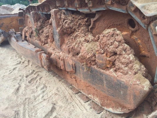 ขายรถแทรกเตอร์ KOMATSU D50A-15 ครัชนำ้มัน สนใจโทร 081-970-1072