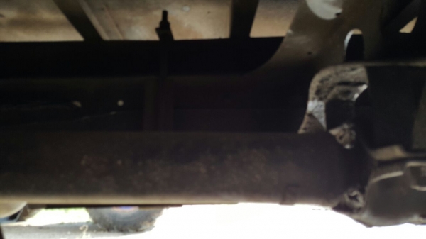 รถฮีโน่ 6 ล้อ FC2W  เปลื่ยนเครื่อง  175 แรงม้า. ปี 37   สนใจติดต่อ  081 - 6079515