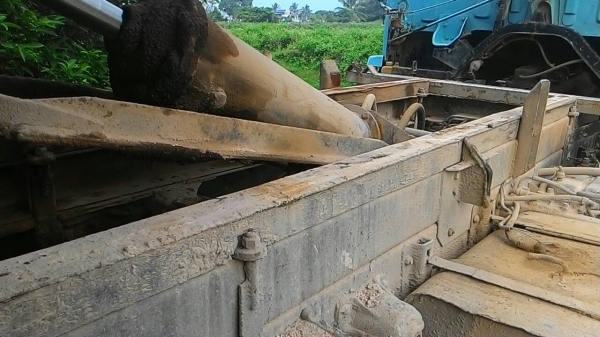 ขายรถบรรทุก 6 ล้อดัมพ์ใหญ่ ISUZU FSR 145 แรงม้า ยาง 900 ราคา 450000