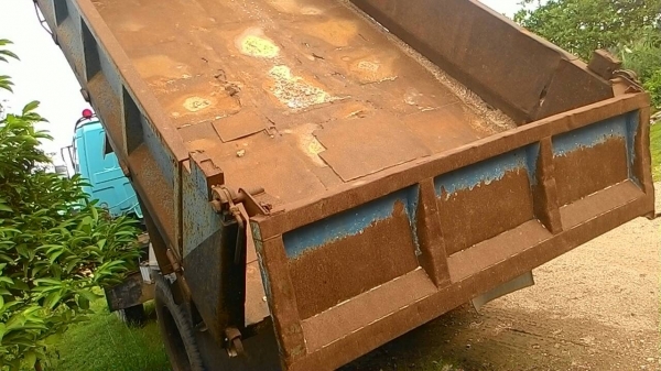 ขายรถบรรทุก 6 ล้อดัมพ์ใหญ่ ISUZU FSR 145 แรงม้า ยาง 900 ราคา 450000