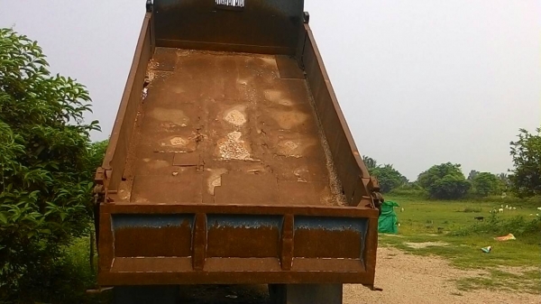 ขายรถบรรทุก 6 ล้อดัมพ์ใหญ่ ISUZU FSR 145 แรงม้า ยาง 900 ราคา 450000