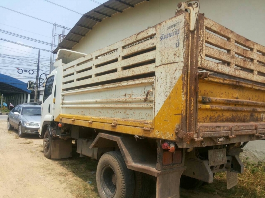 ขายรถบรรทุก 6 ล้อดัมพ์ ISUZU FRR 210 แรงม้าปี 2554 ราคา 850000