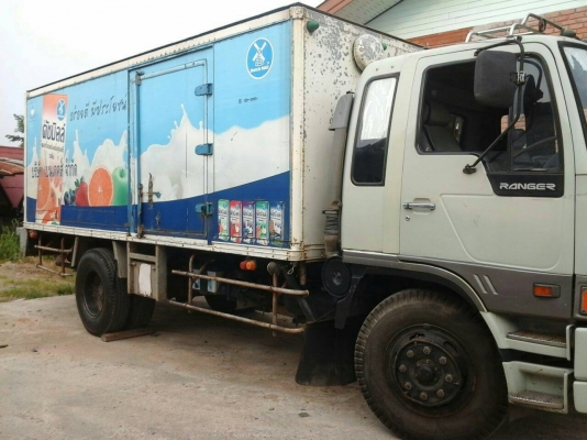 หกล้อ ฮีโน่ FF3HJLA 195 ปี39 ตู้แห้งช่วงยาว5.50ม สภาพดีสวยบางเดิมพร้อมใช้ ทะเบียนพร้อมโอน