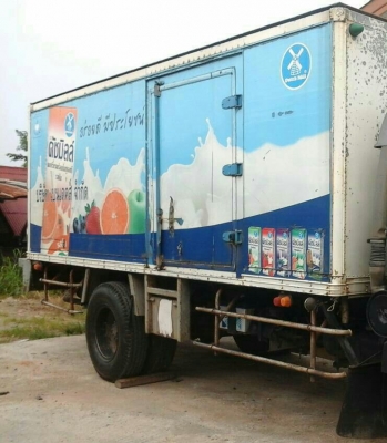 หกล้อ ฮีโน่ FF3HJLA 195 ปี39 ตู้แห้งช่วงยาว5.50ม สภาพดีสวยบางเดิมพร้อมใช้ ทะเบียนพร้อมโอน