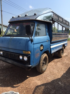 ขาย4ลัอโดยสาร NISSAN 85แรง สภาพดีมากๆ พร้อมใช้สุดๆ