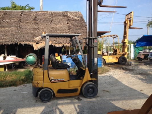 รถยกMitsubishi 1.5ตัน ติดแก๊สแล้ว เกียร์ออโต้ ยางตันสภาพดีครับ