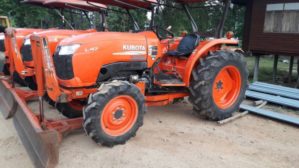 ขายคูโบต้าL4708พร้อมดันหน้าสภาพเดิมๆคับ ราคาเบาๆ365,000บาท