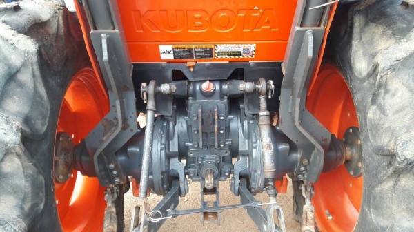 ขายคูโบต้าL4708พร้อมดันหน้าสภาพเดิมๆคับ ราคาเบาๆ365,000บาท