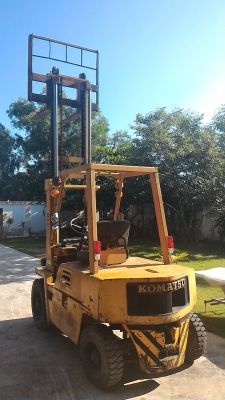 ขาย FORKLIFT KOMATSU 20-7 เก่านอก