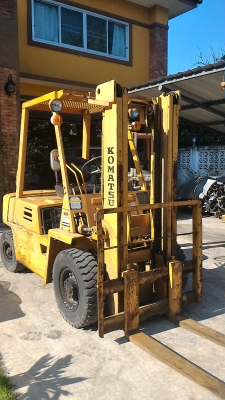 ขาย FORKLIFT KOMATSU 20-7 เก่านอก ขาย FORKLIFT KOMATSU 20-7 เก่านอก