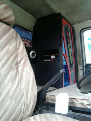 รถบรรทุก 10 ล้อ 1 เพลาISUZU เครื่อง 175  แรง เบรคทิฟฟี่ พวงมาลัยเพาเวอร์ ช่วงล่างใหญ่ พร้อมเครื่องเสียงชุดใหญ่ ราคา 550,000 บ.รถอยู่สระบุรี