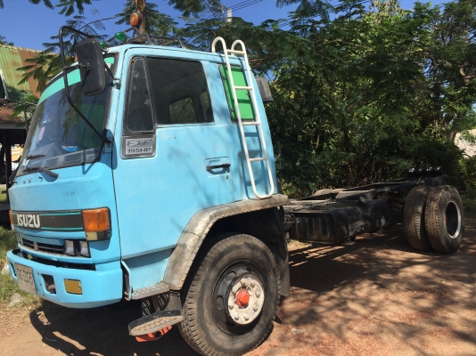 ขายรถหกล้อใหญ่ร็อคกี้เครื่อง FTR195. หัวครับชียาว5.5ม. ราคา 550,000 บาท ต่อรองได้