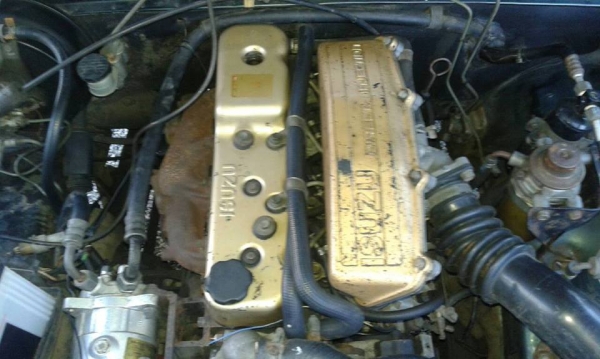 ขาย ISUZU  SPARK EX   ปี 1992  เครื่องดี เเชสซี  ช่วงล่างดี  สีได้  ไม่ผุ ยางยังดี ภายในไม่โทรม  พร้อมใช้ ภาษีไม่ขาด  เล่มพร้อม  087-6835269