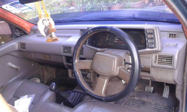 ขาย ISUZU  SPARK EX   ปี 1992  เครื่องดี เเชสซี  ช่วงล่างดี  สีได้  ไม่ผุ ยางยังดี ภายในไม่โทรม  พร้อมใช้ ภาษีไม่ขาด  เล่มพร้อม  087-6835269