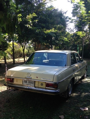 Benz /8 รถท่านเจ้าคุณ