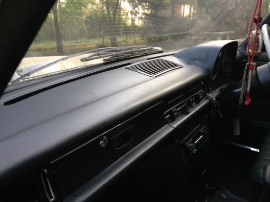 Benz /8 รถท่านเจ้าคุณ