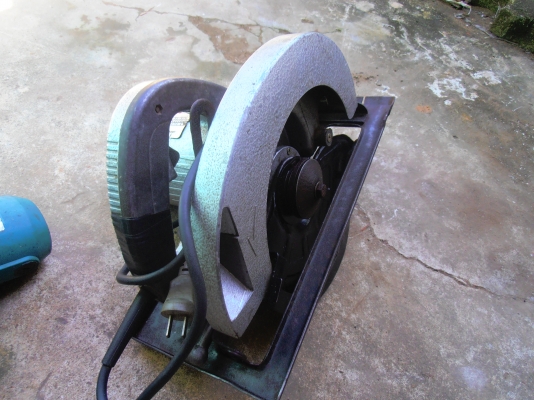 เลื่อยวงเดือน 9 นิ้ว มากิต้า