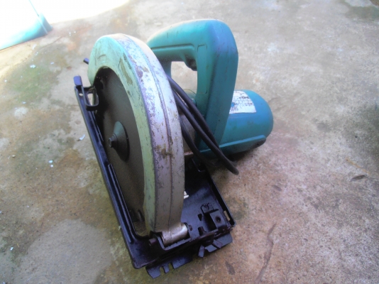 เลื่อยวงเดือน 7 นิ้ว มากิต้า