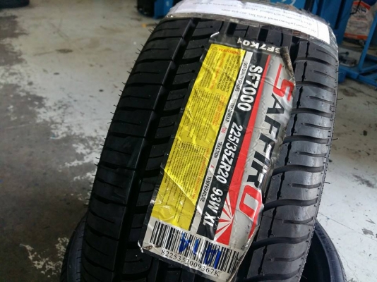 ยาง SAFFIRO SF7000 225/35R20 เส้นละ 3,500 บาท