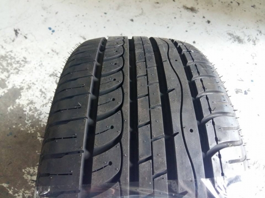 ยาง SAFFIRO SF7000 225/35R20 เส้นละ 3,500 บาท