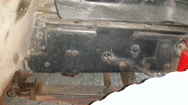 สิบล้อมือสอง,Hino Sumo 226 แม่ลูกๆ สองเพลาไม่ดั๊ม,มีสโลกลาง,มีระบบลากพ่วง,สวยเต็ม