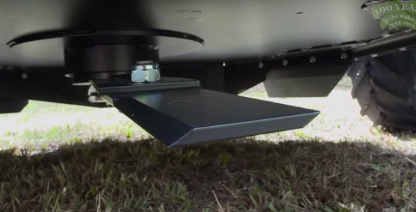 รถตัดหญ้านั่งขับ ยี่ห้อ Crossjet 4x4 เครื่องยนต์ขนาด 23 แรงม้า รถตัดหญ้านั่งขับ ยี่ห้อ Crossjet 4x4 เครื่องยนต์ขนาด 23 แรงม้า