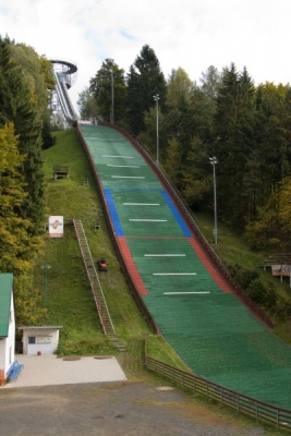 รถตัดหญ้านั่งขับ ยี่ห้อ Crossjet 4x4 เครื่องยนต์ขนาด 23 แรงม้า รถตัดหญ้านั่งขับ ยี่ห้อ Crossjet 4x4 เครื่องยนต์ขนาด 23 แรงม้า