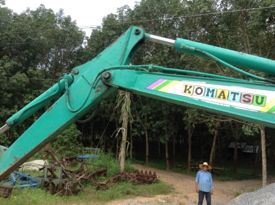 ขายรถแบคโฮ KOMATSU PC30-7E มีแอร์พร้อม เครื่องเสียง ราคา 330000