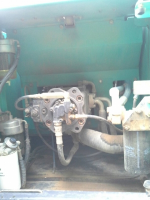 ขายรถแบคโฮ KOBELCO SK200-8 YN12 super X 10625 ขม.เอกสารอินวอย ราคา 2000000