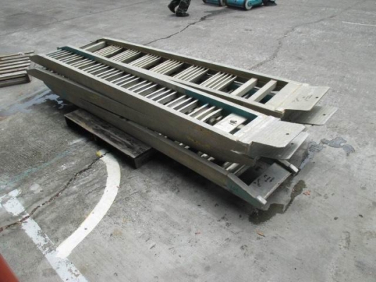 สะพานอลูมิเนียม สำหรับหางเทรเลอร์ สะพานอลูมิเนียม สำหรับหางเทรเลอร์