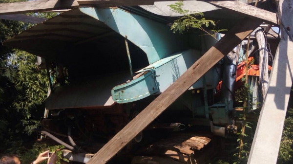 ขายรถเกี่ยวบางไทร กระสอบ พร้อมใช้