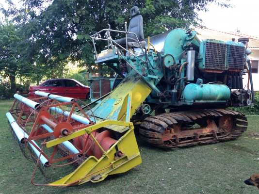 ขายรถเกี่ยวบางไทร กระสอบ พร้อมใช้