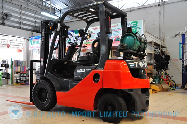 ขายรถโฟล์คลิฟท์มือสอง TOYOTA รุ่น 8FG20 ราคา xxx,xxx บาท นำเข้าจากประเทศญี่ปุ่น 100\% ไม่เคยใช้งานในไทย