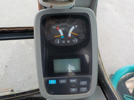 โกเบ SK135SR-1ES #YY04-07982 รถปี 2006 นำเข้าจากญี่ปุ่น ตอนนี้รถจอดที่บางปะอินอยุธยา สนใจติดต่อ ใหม่ 061-4194022