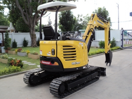 ยันม่า สินค้าใหม่ รถประกอบนอกทั้งคัน นำเข้ามาจากญี่ปุ่น ขนาด 3.0 ตัน หลังคา สนใจติดต่อ ใหม่ 061-4194022