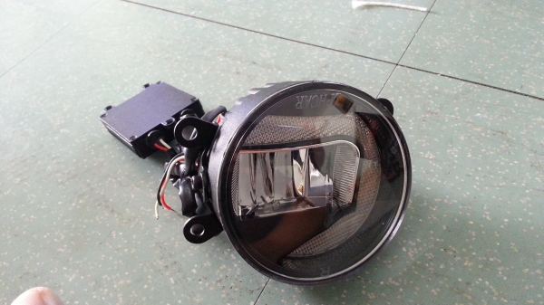 ฝาครอบตัดหมอก MU-X ของแท้ใหม่ ฝาครอบตัดหมอก MU-X ของแท้ใหม่