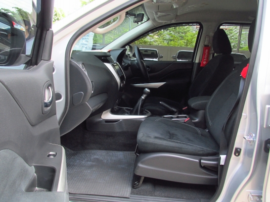 ใหม่กริ๊ป NP300 รุ่นท้อป ปุ่มสตาร์จไฟฟ้า วิ่งมา6000กม เท่านั้น ใหม่กริ๊ป NP300 รุ่นท้อป ปุ่มสตาร์จไฟฟ้า วิ่งมา6000กม เท่านั้น